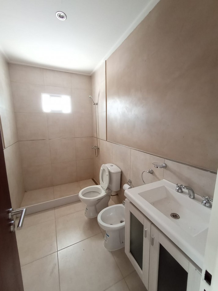 VENTA DEPTO 3 DORMITORIOS EXCELENTE ZONA 