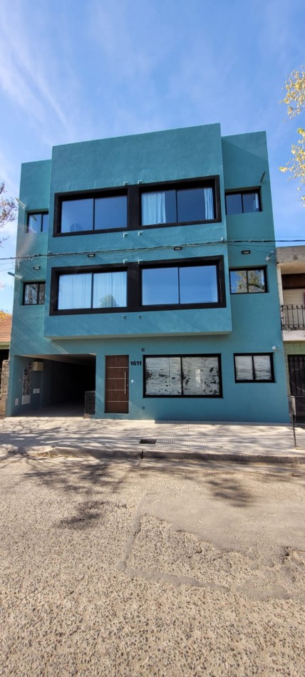 VENTA DEPTO 2 DORMITORIOS PLANTA BAJA SEMICENTRICO