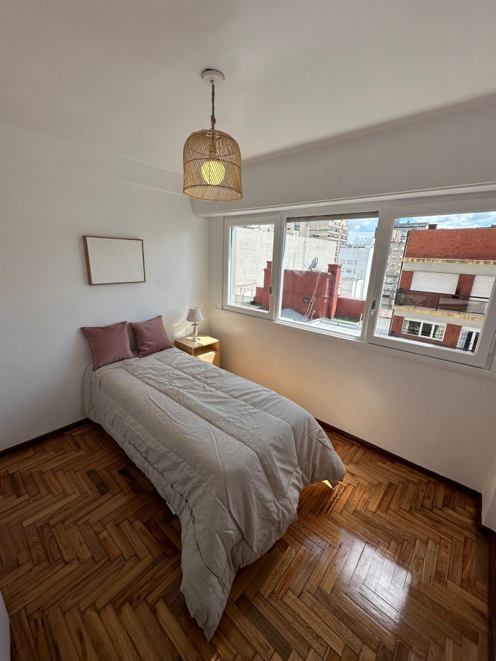 VENTA - Departamento 3 Ambientes con Balcon, Cochera y Baulera. Mar Del Plata