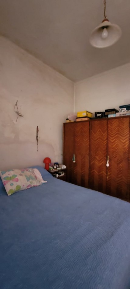 VENTA O PERMUTA CASA A RECICLAR O DEMOLER SEMICENTRICA 