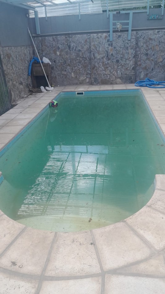 Local mas Piscina 