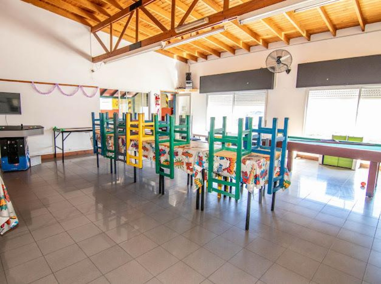 Lote con Construcciones y Renta en Zona Semi Centrica - Ideal Desarrollo