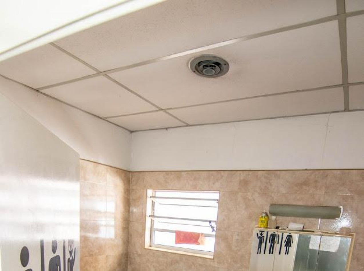 Lote con Construcciones y Renta en Zona Semi Centrica - Ideal Desarrollo