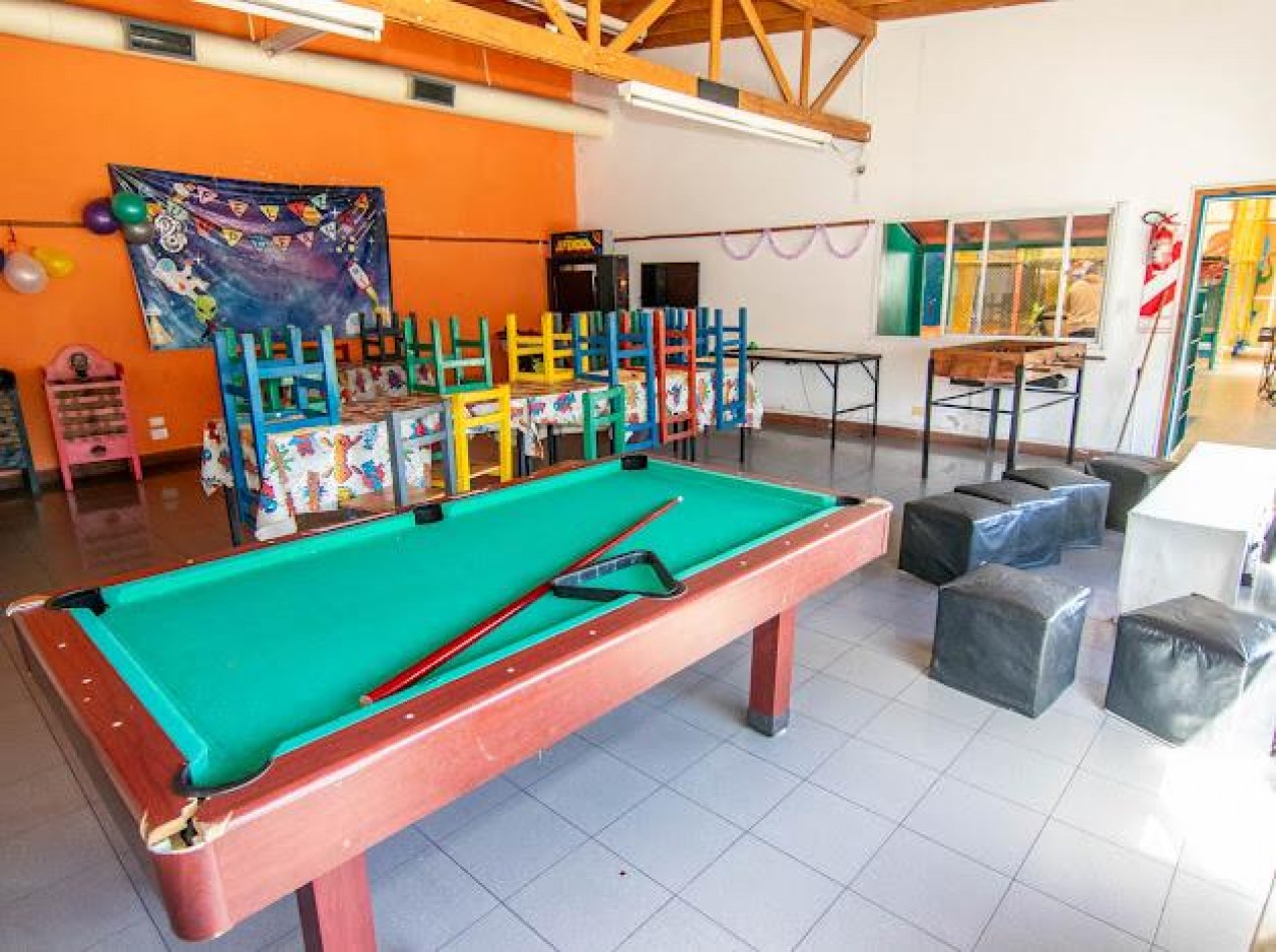 Lote con Construcciones y Renta en Zona Semi Centrica - Ideal Desarrollo