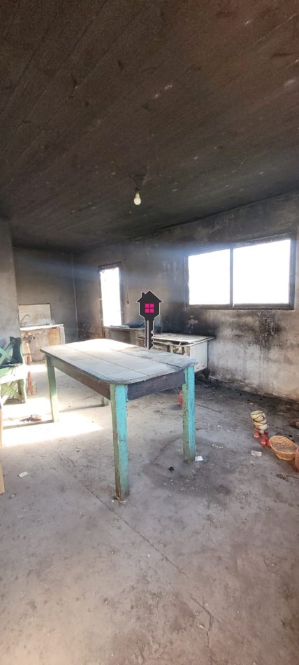 VENTA CASA A RECICLAR O DEMOLER SOBRE LOTE DE 400 MTS