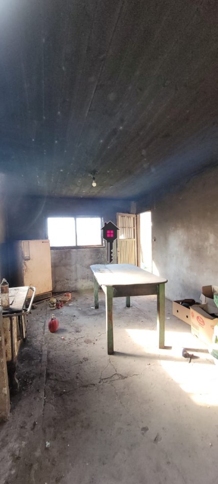 VENTA CASA A RECICLAR O DEMOLER SOBRE LOTE DE 400 MTS