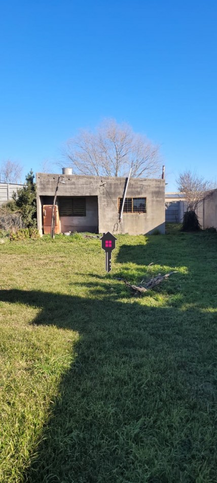 VENTA CASA A RECICLAR O DEMOLER SOBRE LOTE DE 400 MTS