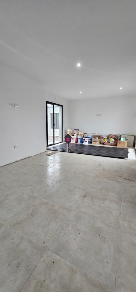 VENTA CASA A ESTRENAR 2 DORMITORIOS 