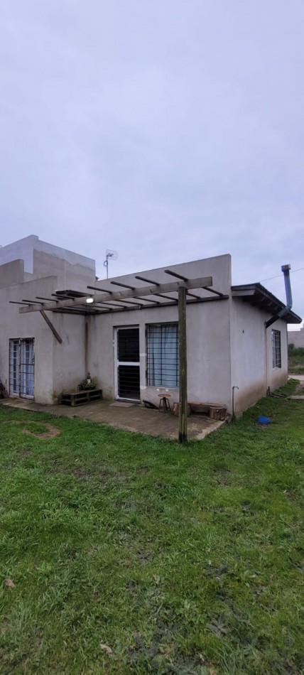 VENTA CASA 2 DORMITORIOS
