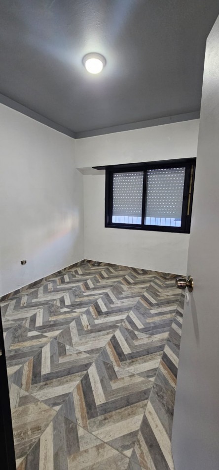 VENTA CASA EN ESQUINA 2 DORMITORIOS
