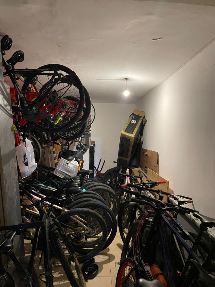 Local 65 m² en Av. Colon 1850 a metros de Plaza Colon