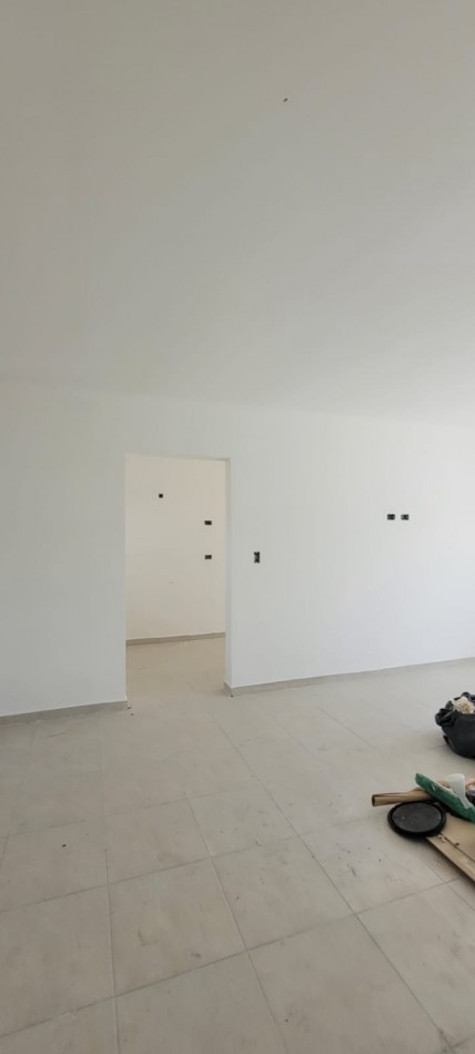 VENTA CASA A ESTRENAR, 2 DORMITORIOS ZONA HIPODROMO