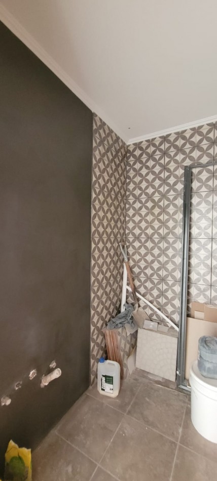 VENTA CASA A ESTRENAR, 2 DORMITORIOS ZONA HIPODROMO