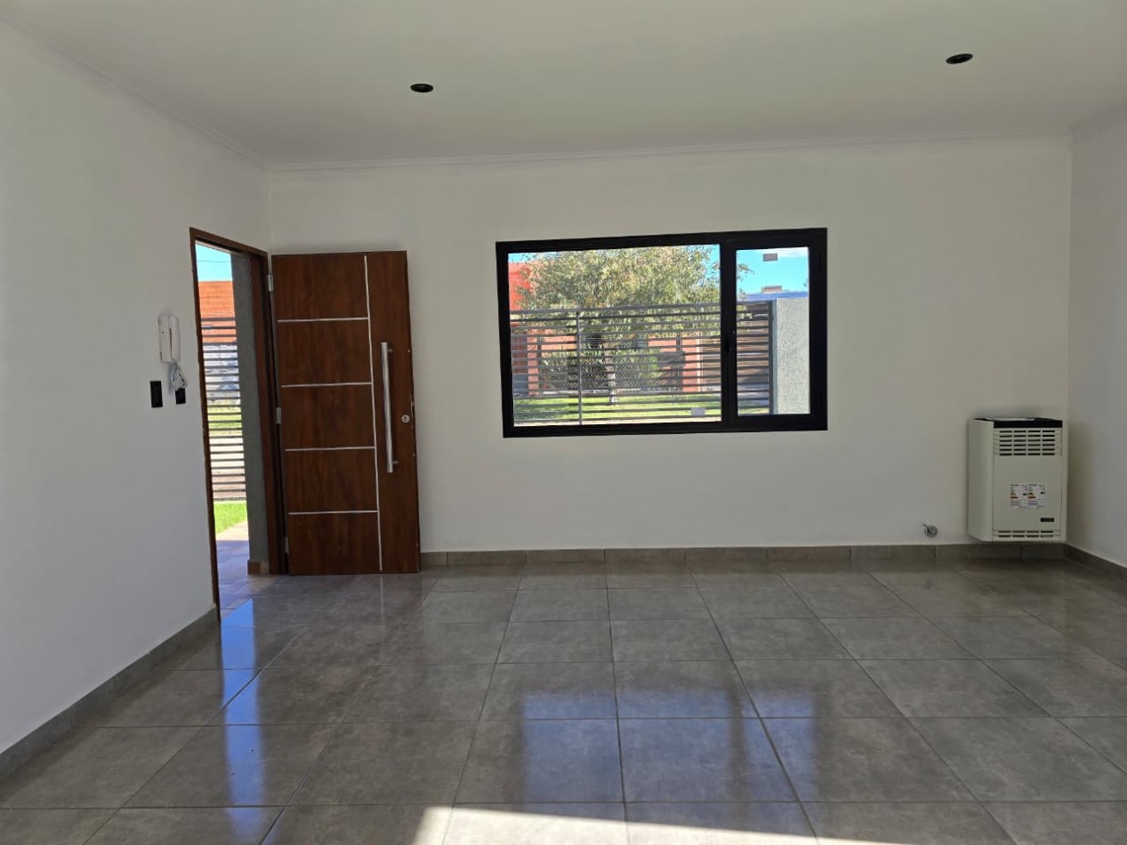 VENTA CASA A ESTRENAR 2 DORMITORIOS