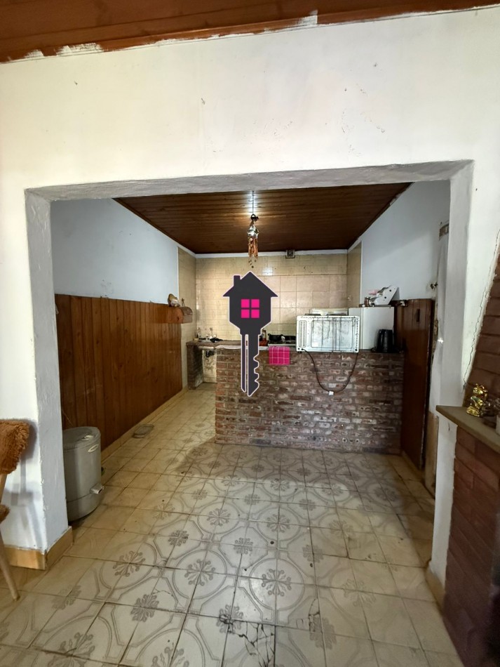 CASA EN VENTA | VILLA ITALIA TANDIL - A RECICLAR O DEMOLER
