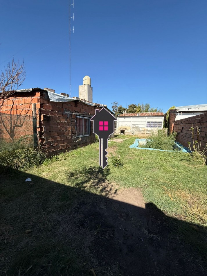 CASA EN VENTA | VILLA ITALIA TANDIL - A RECICLAR O DEMOLER