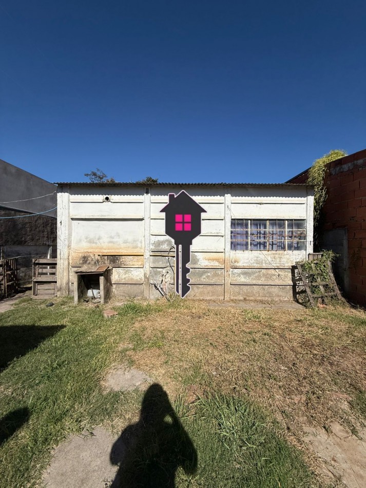 CASA EN VENTA | VILLA ITALIA TANDIL - A RECICLAR O DEMOLER