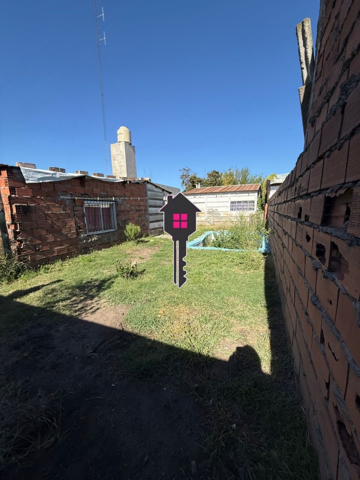 CASA EN VENTA | VILLA ITALIA TANDIL - A RECICLAR O DEMOLER