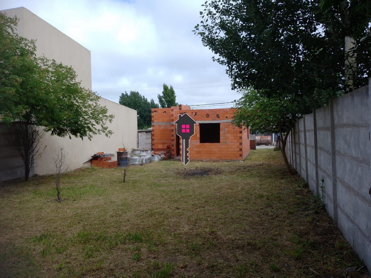 Lote en venta con construccion - Gran oportunidad