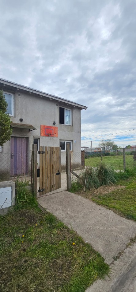 VENTA CASA 3 DORMITORIOS 