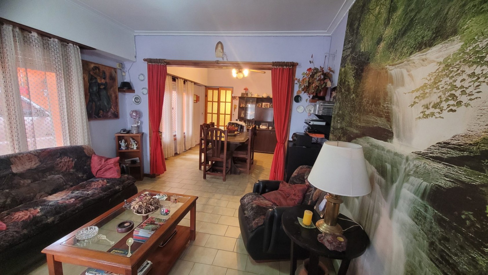 Casa Semicentrica a la VENTA