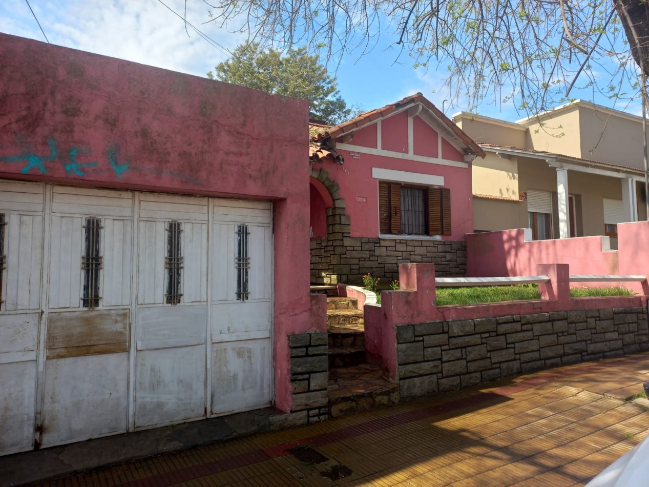 VENTA CASA 2 DORMITORIOS EXCELENTE ZONA