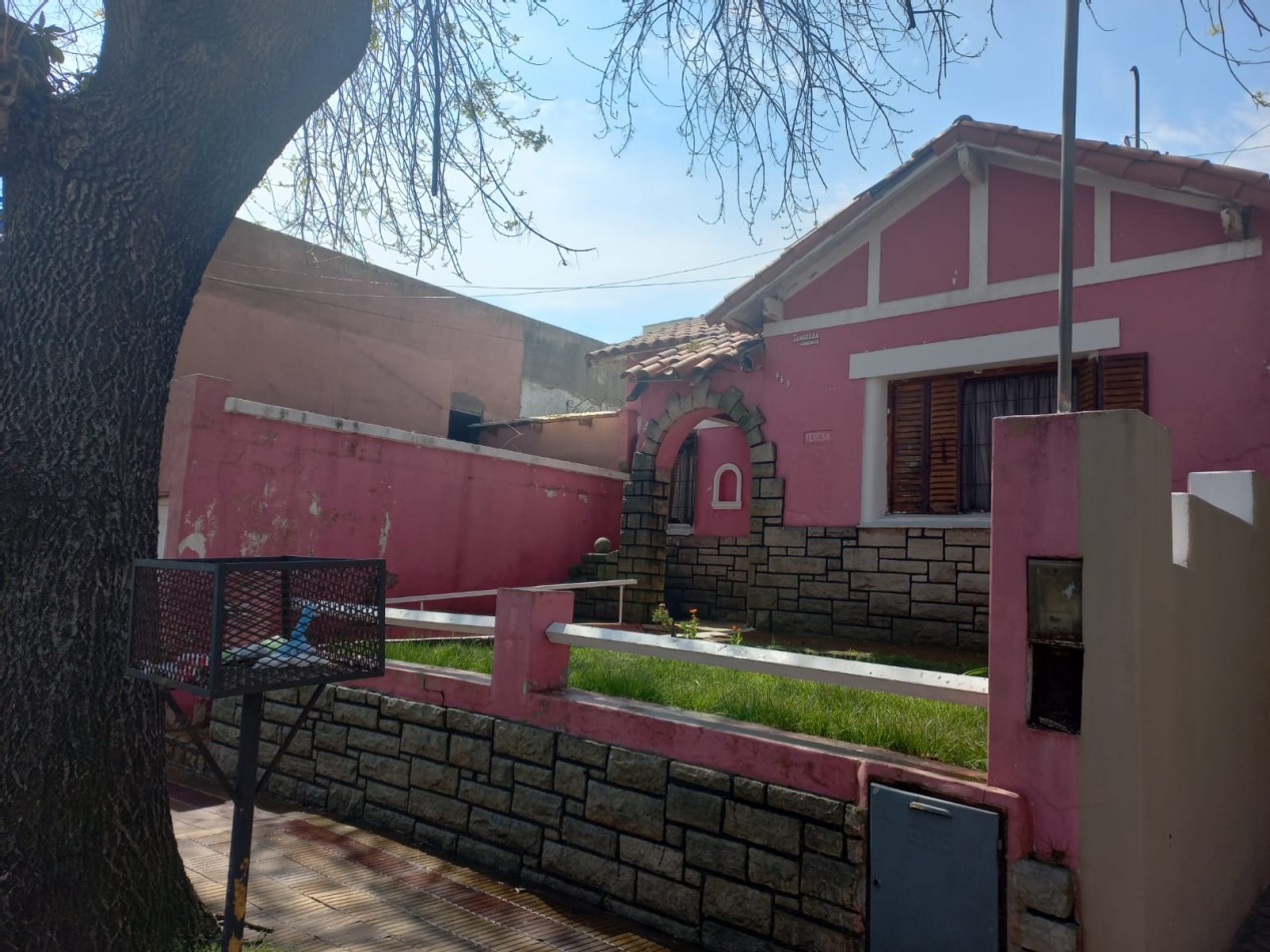 VENTA CASA 2 DORMITORIOS EXCELENTE ZONA