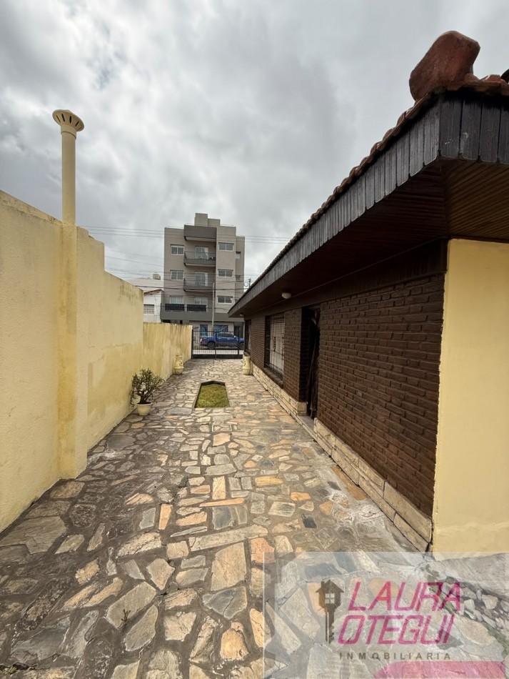 VENTA CHALET 2 DORMITORIOS, ZONA SEMICENTRICA 