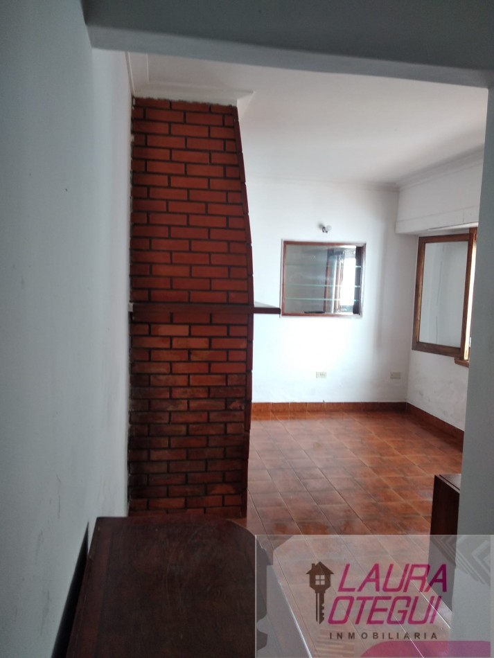 VENTA OPORTUNIDAD CASA 2 LOCALES Y TERRAZA 