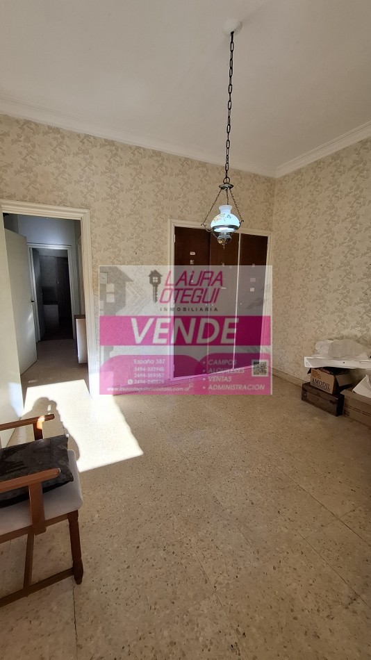 VENTA - Casa de 3 Dormitorios (1 en Suite) con Garaje y Amplio Espacio Multifuncion