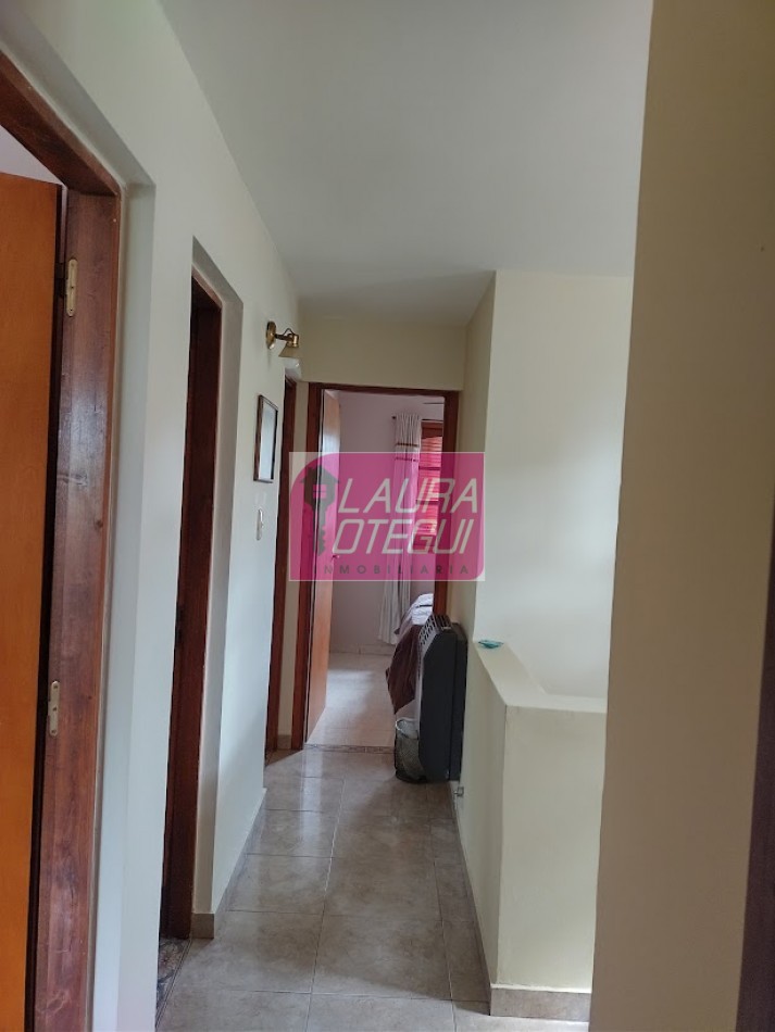 EN VENTA CASA 4 DORM BARRIO MIRAGE TANDIL