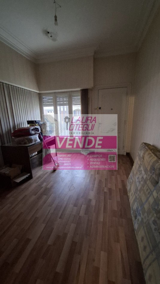 VENTA - Casa de 3 Dormitorios (1 en Suite) con Garaje y Amplio Espacio Multifuncion