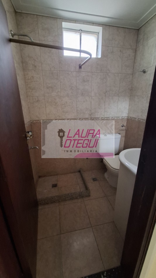 VENTA - Casa de 3 Dormitorios (1 en Suite) con Garaje y Amplio Espacio Multifuncion