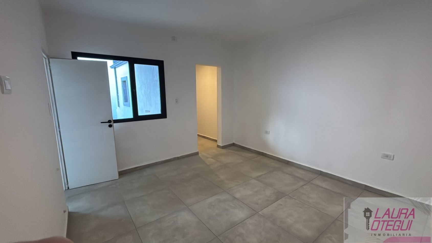VENTA CASA 3 DORMITORIOS, ZONA SEMICENTRICA 