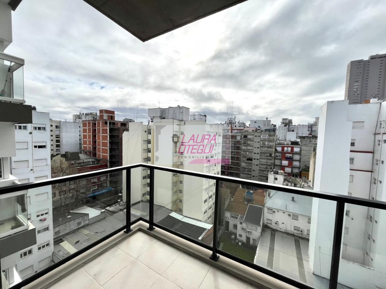 2 ambientes a estrenar con balcon y cochera en Guemes