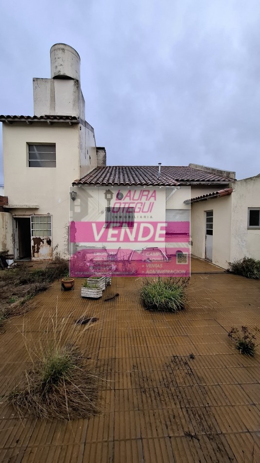 VENTA - Casa de 3 Dormitorios (1 en Suite) con Garaje y Amplio Espacio Multifuncion