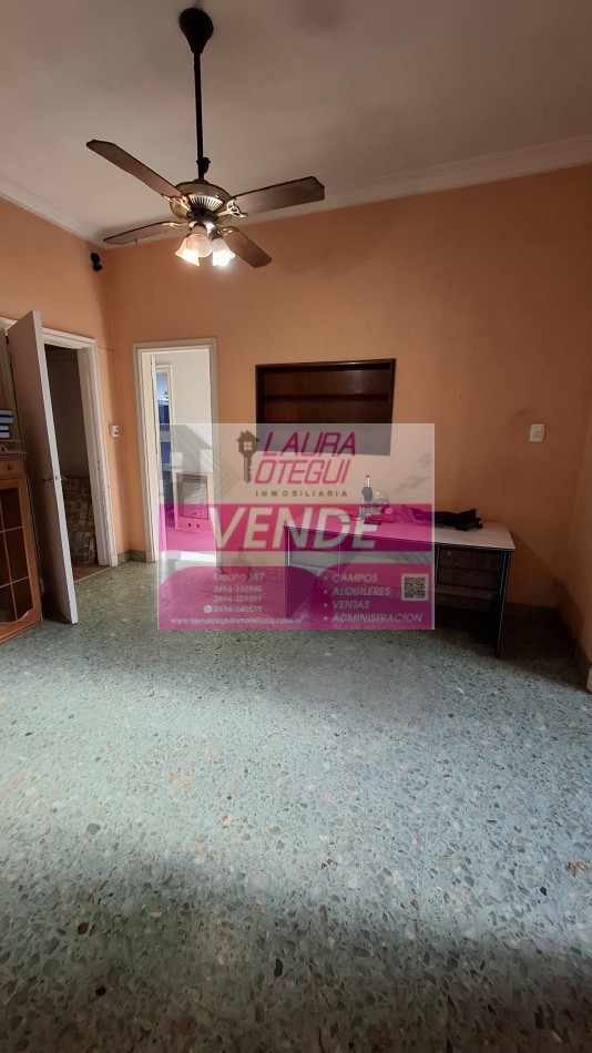 VENTA - Casa de 3 Dormitorios (1 en Suite) con Garaje y Amplio Espacio Multifuncion
