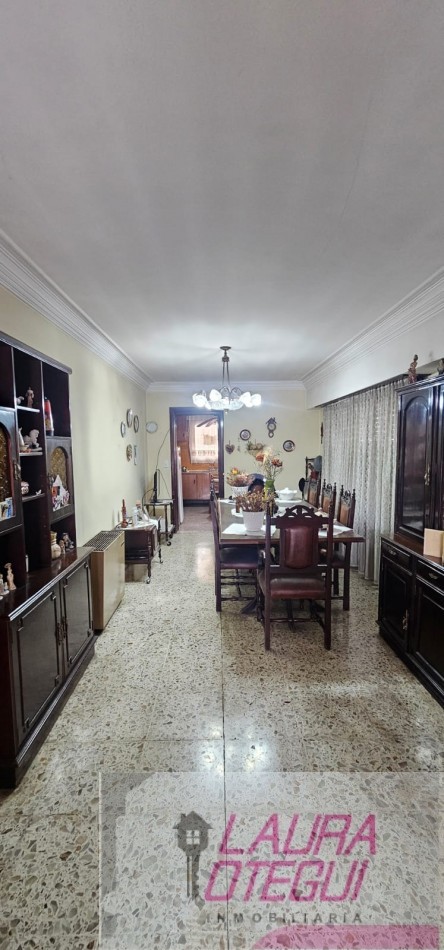 VENTA CHALET 2 DORMITORIOS, ZONA SEMICENTRICA 