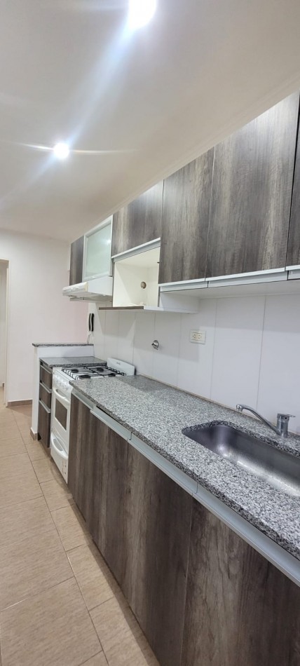 VENTA DEPTO 1 DORMITORIO SEMI CENTRICO