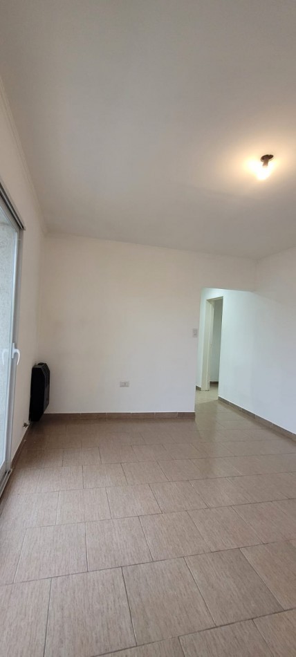 VENTA DEPTO 1 DORMITORIO SEMI CENTRICO