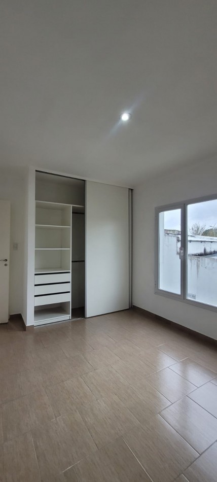 VENTA DEPTO 1 DORMITORIO SEMI CENTRICO