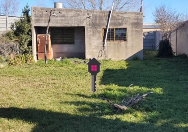 VENTA CASA A RECICLAR O DEMOLER SOBRE LOTE DE 400 MTS