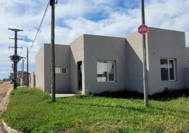 VENTA CASA A ESTRENAR, 2 DORMITORIOS ZONA HIPODROMO