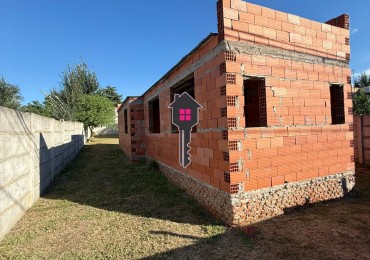 Lote en venta con construccion - Gran oportunidad
