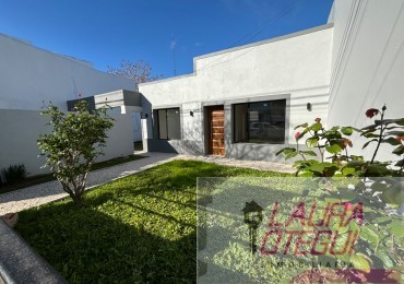 VENTA CASA 3 DORMITORIOS, ZONA SEMICENTRICA 
